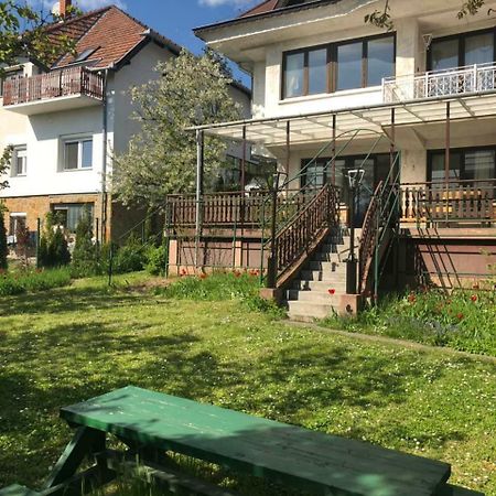 Luxury Eagle Apartman Budapest Exterior photo